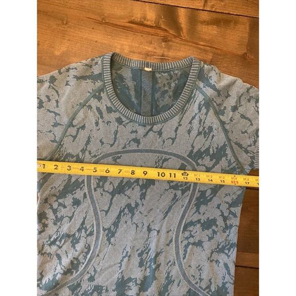 Lululemon swiftly tech seamless green fitted short sleeve athletic shirt - Picture 9 of 10